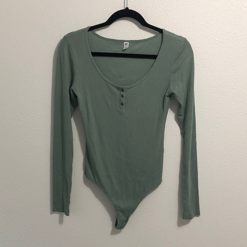 bp Long Sleeve Scoop Neck Bodysuit in Sage